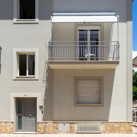 B&B Sperlonga Luaran gambar