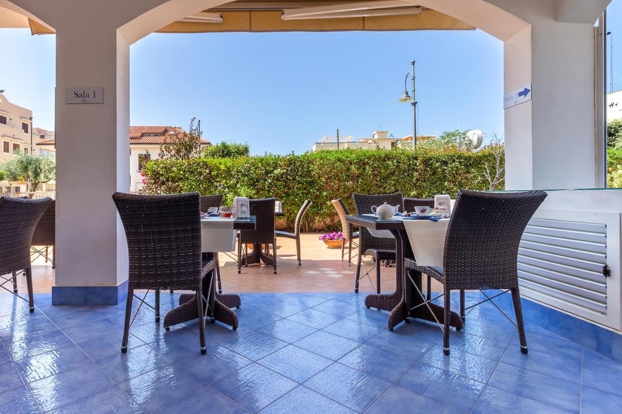 B&B Sperlonga Luaran gambar