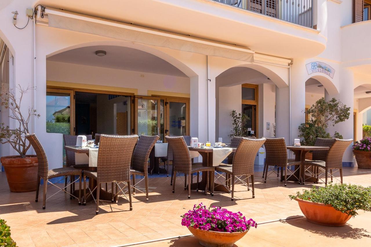 B&B Sperlonga Luaran gambar