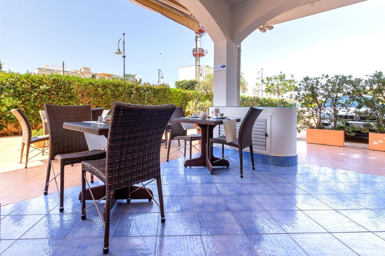 B&B Sperlonga Luaran gambar