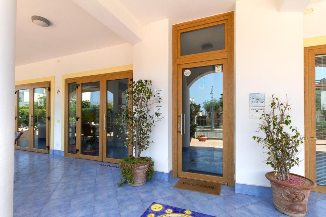 B&B Sperlonga Luaran gambar