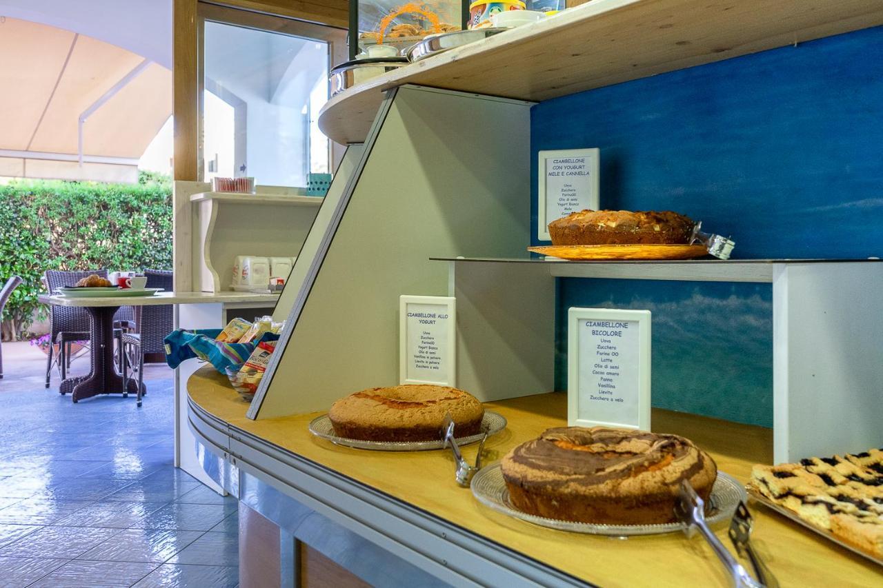 B&B Sperlonga Luaran gambar