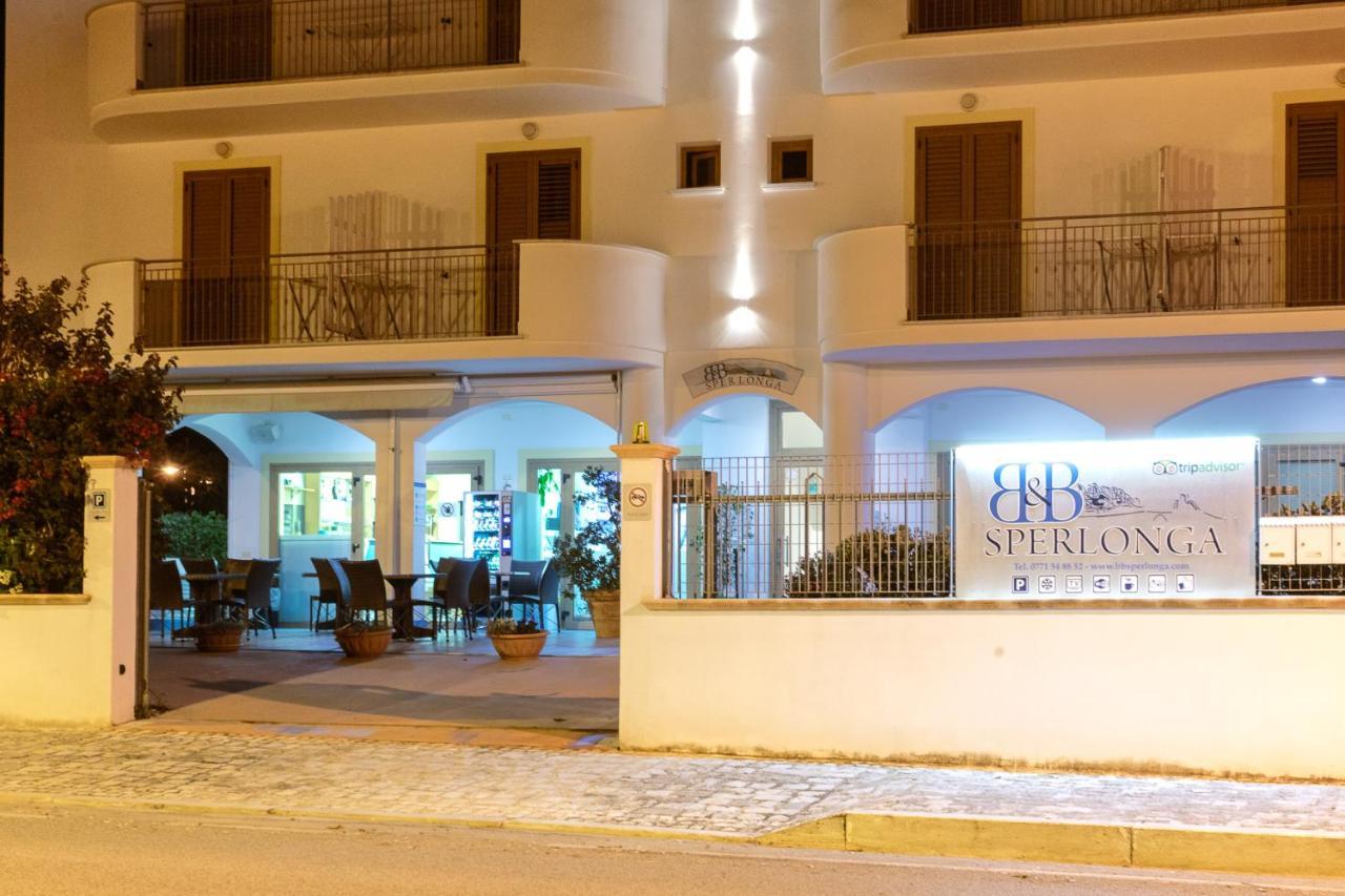 B&B Sperlonga Luaran gambar