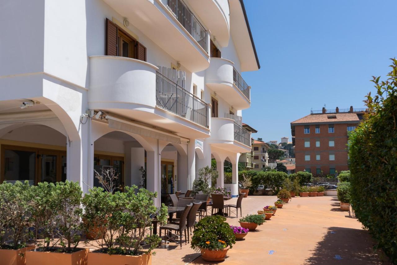 B&B Sperlonga Luaran gambar