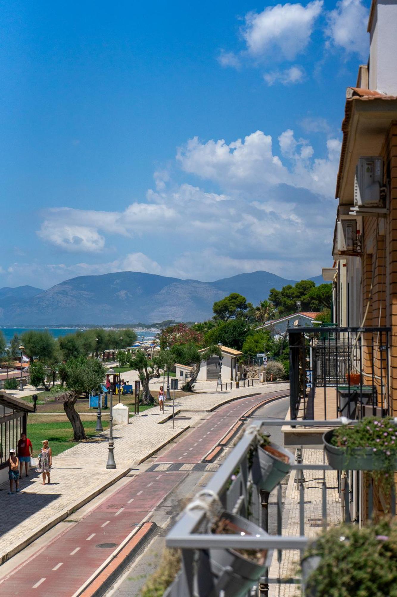B&B Sperlonga Luaran gambar