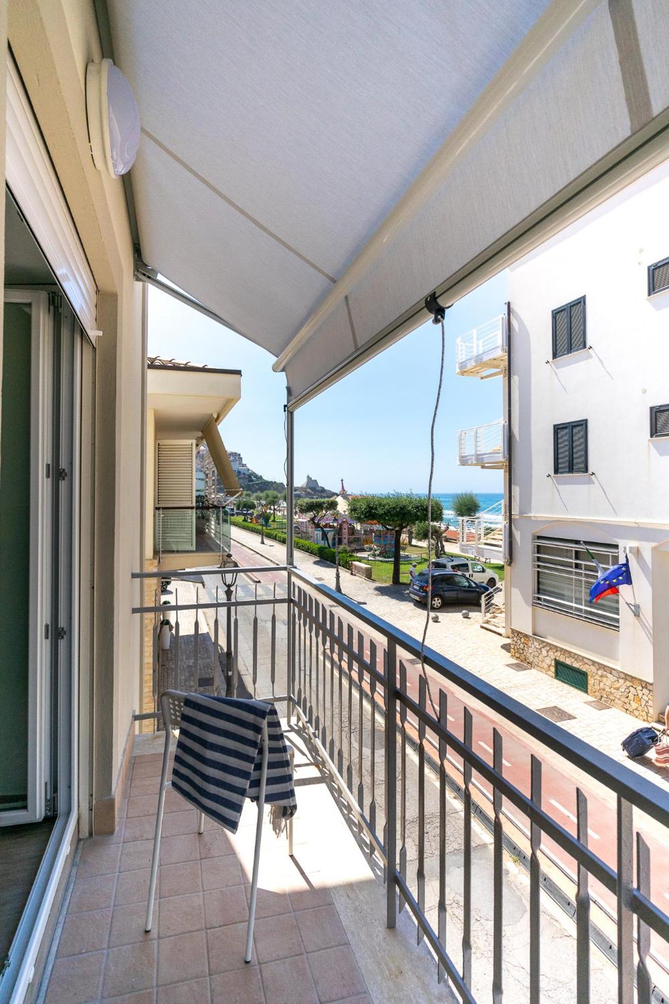 B&B Sperlonga Luaran gambar